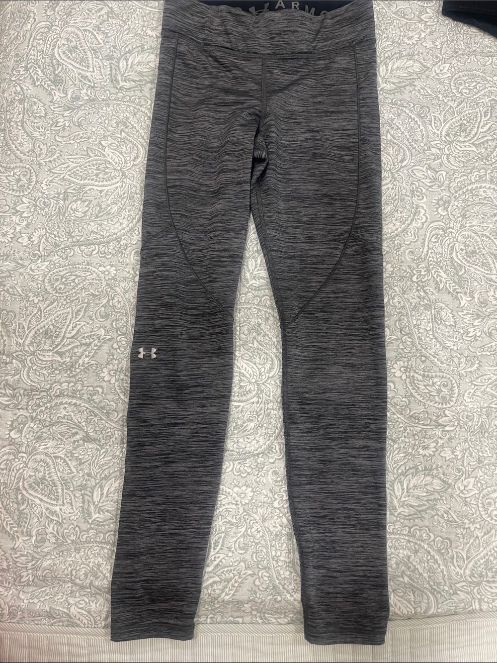 Under Armour Girls' Charcoal Heather Performance Leggings